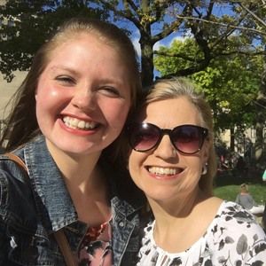 Meet your Posher, Noelle lydia